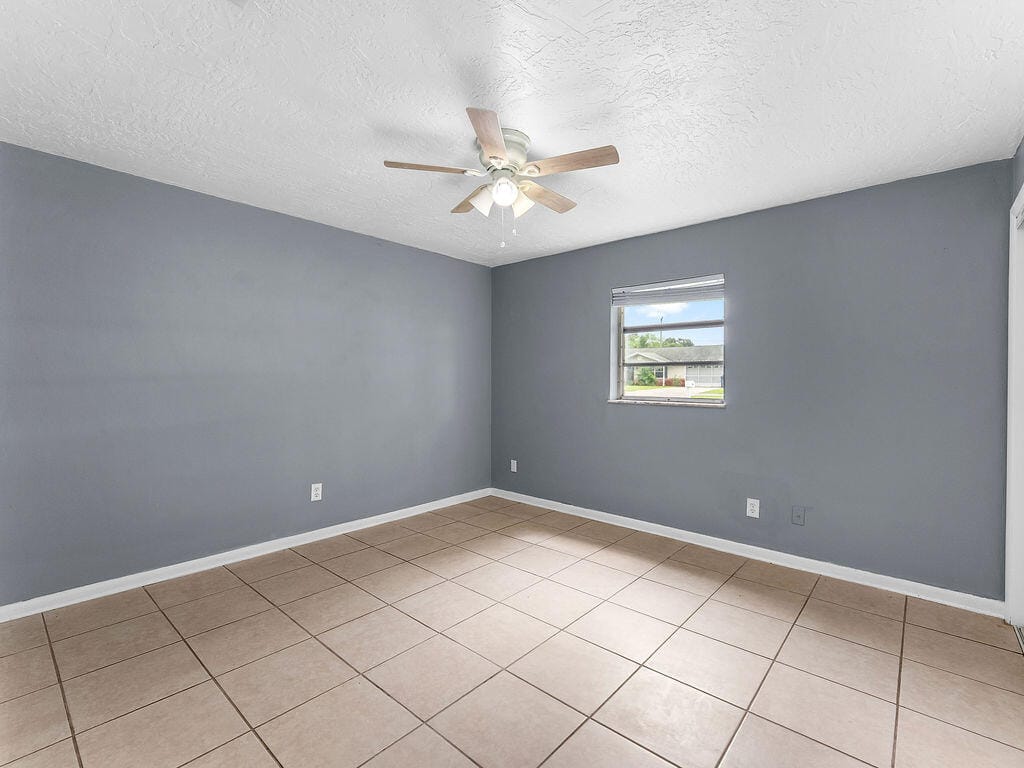 306 RIOMAR Drive, Port St. Lucie, FL 34952 photo 9