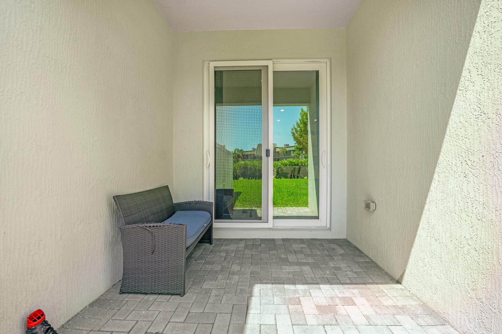 4178 LAGOON SHORE Drive, Lake Worth, FL 33467 photo 18