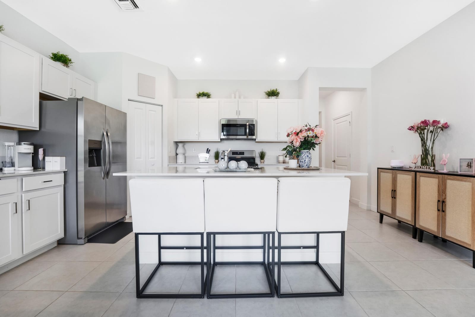 4178 LAGOON SHORE Drive — photo 6