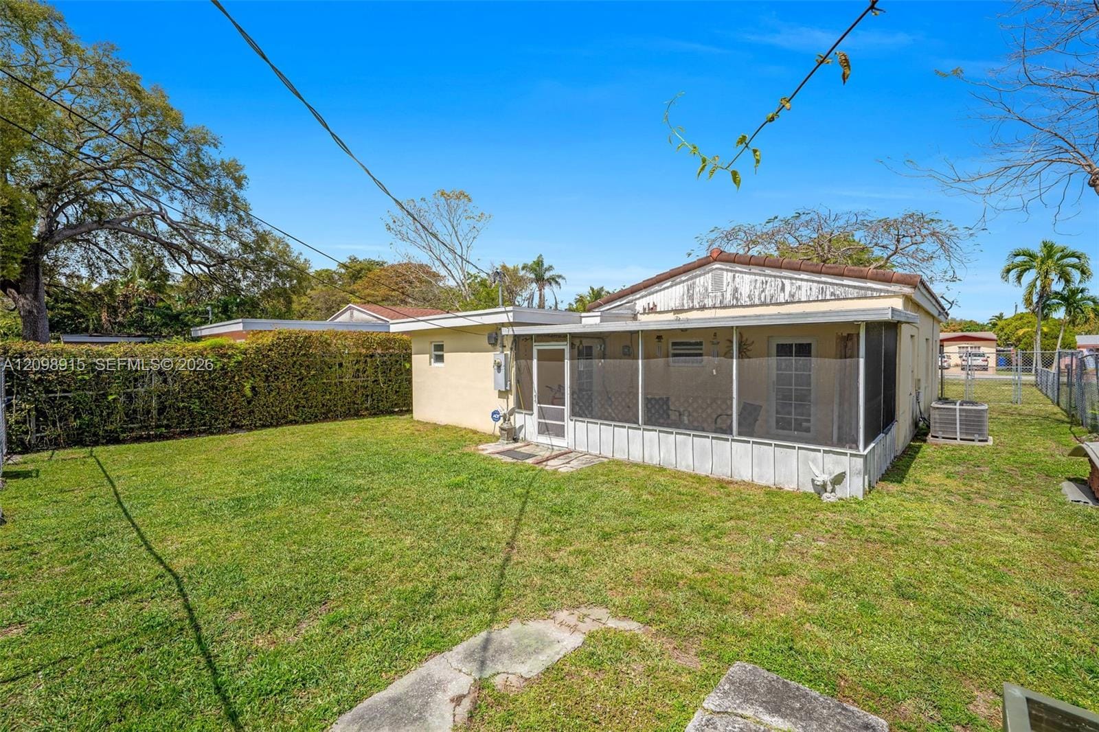2048 NE 180th Street, North Miami Beach, FL 33162 photo 20