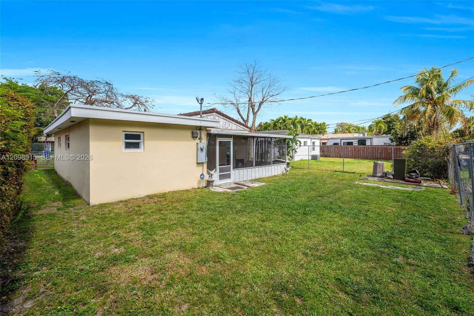 2048 NE 180th Street, North Miami Beach, FL 33162 photo 21