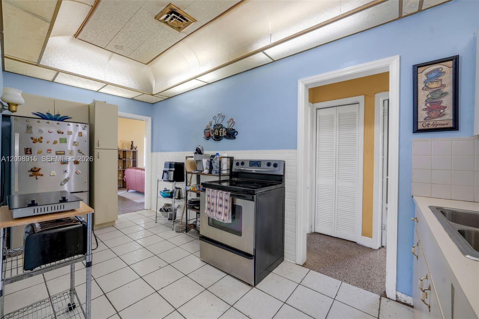 2048 NE 180th Street, North Miami Beach, FL 33162 photo 9