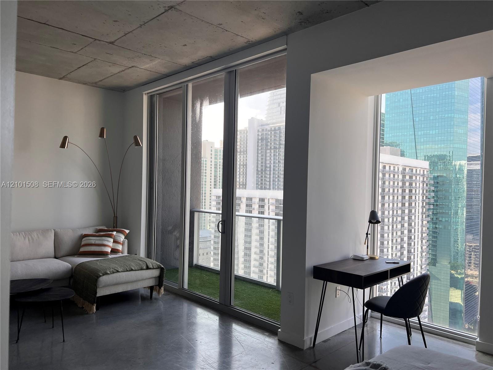 151 SE 1st Street 2907 — photo 7