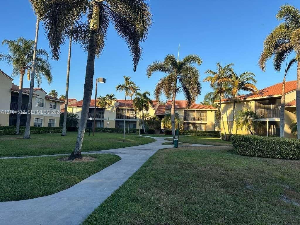 1285 SW 46th Avenue 2704, Pompano Beach, FL 33069 photo 2