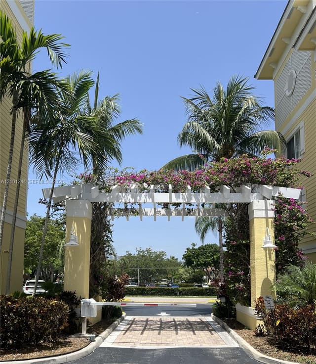 150 NE 15th Avenue 144, Fort Lauderdale, FL 33301