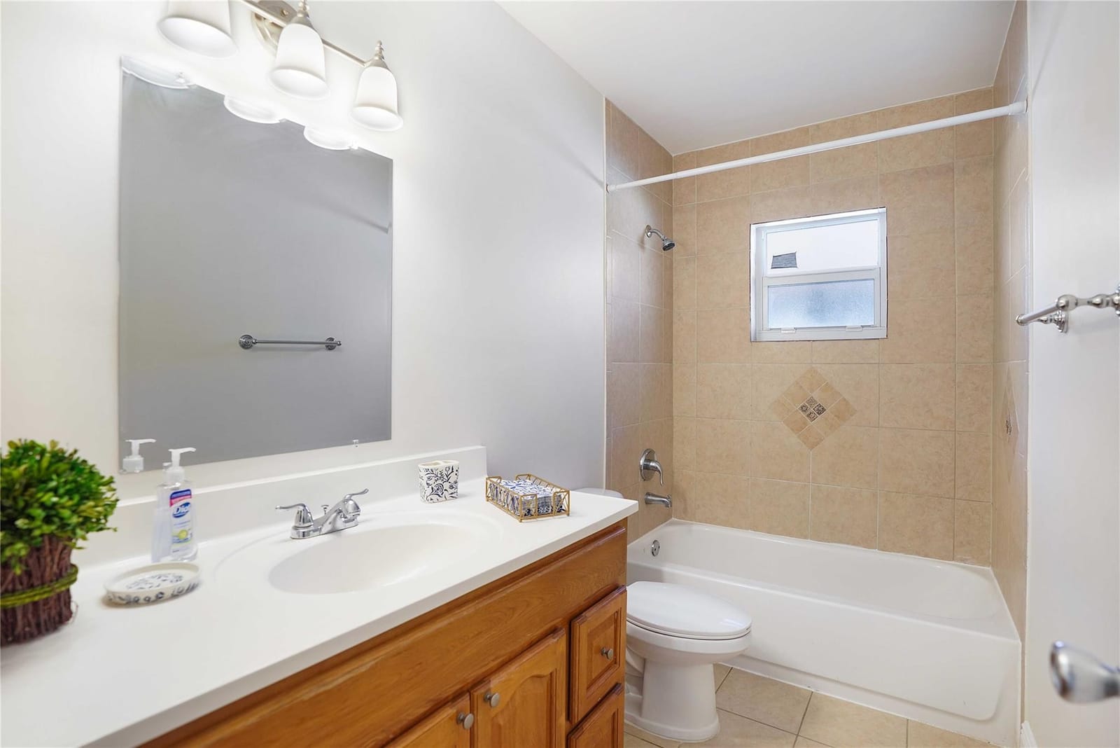 7831 NW 71ST Court, Tamarac, FL 33321 photo 22