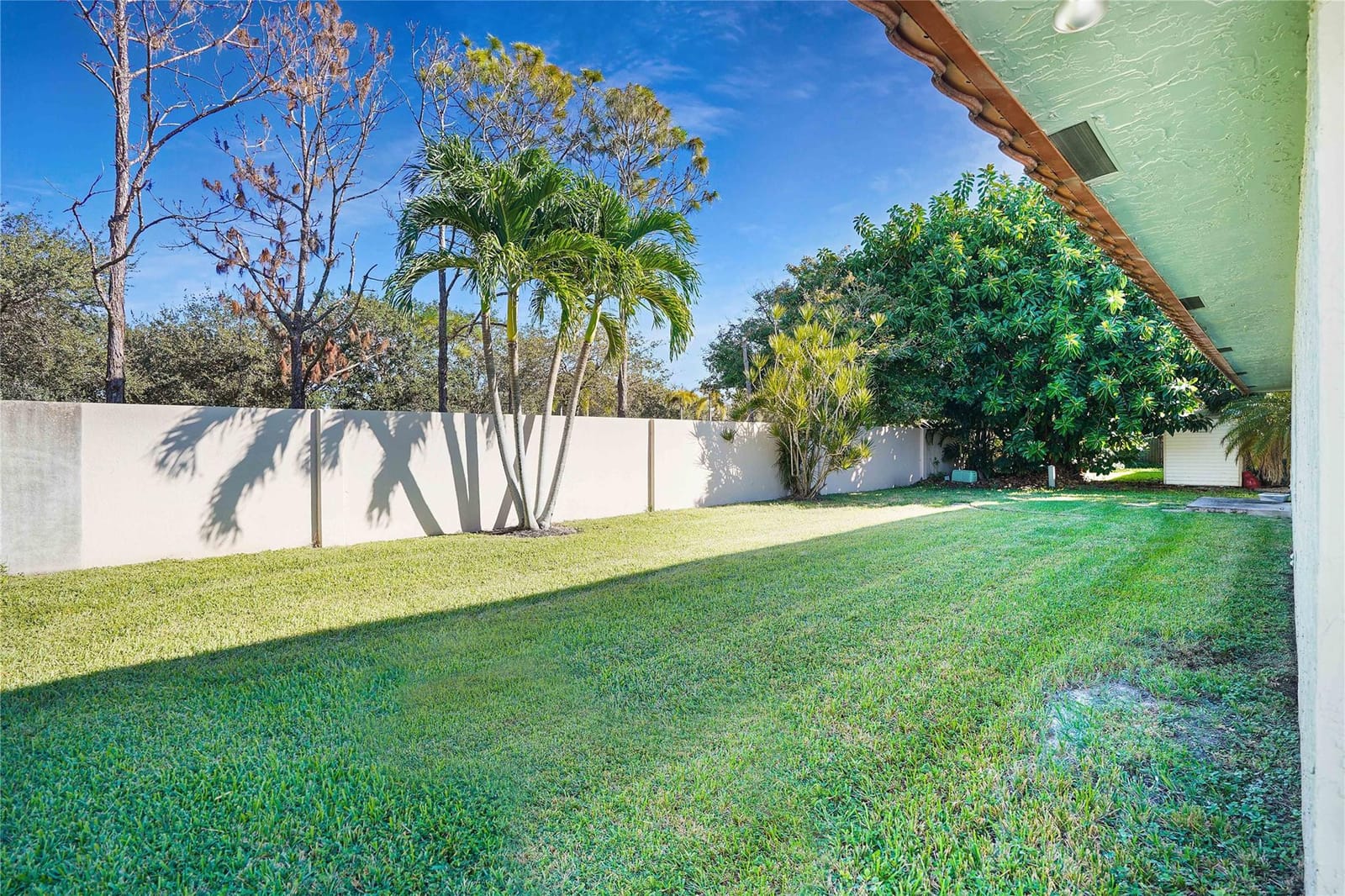 7831 NW 71ST Court, Tamarac, FL 33321 photo 5