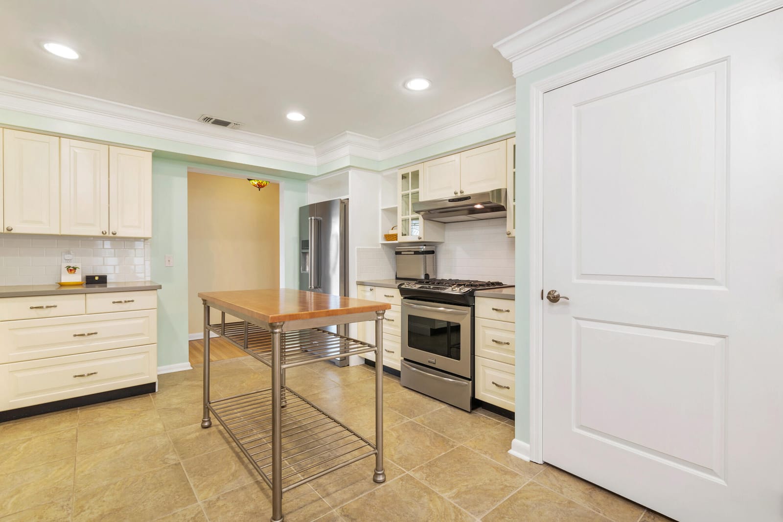 2607 COLGATE Lane — photo 9