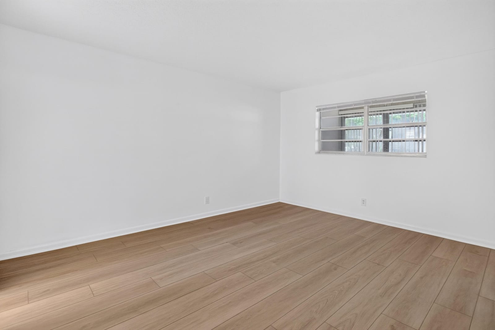 5061 W OAKLAND PARK Boulevard 113, Lauderdale Lakes, FL 33313 photo 7