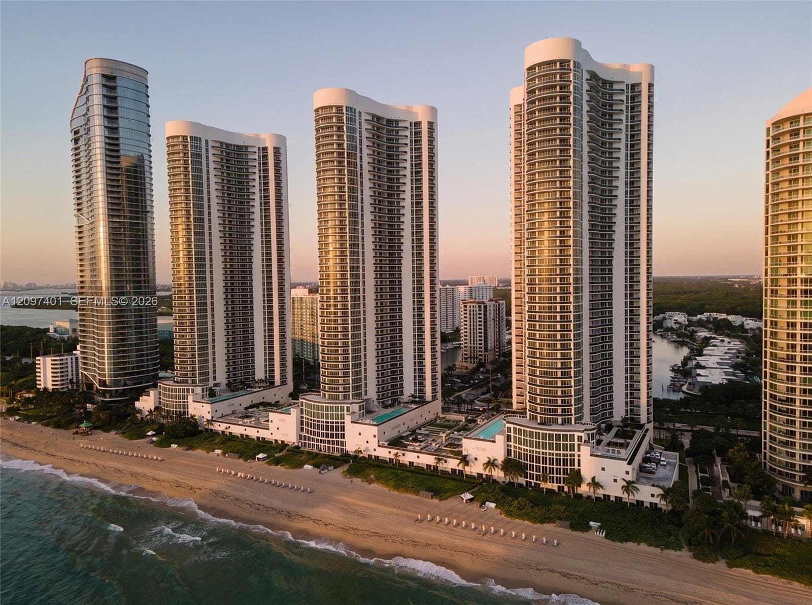 15901 Collins Avenue 405, Sunny Isles Beach, FL 33160 photo 1