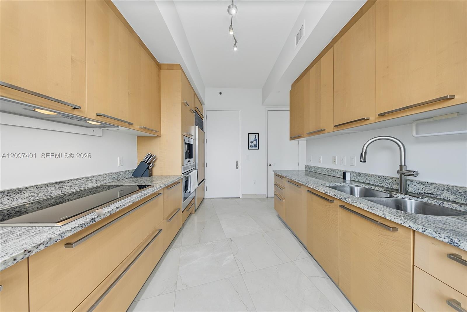 15901 Collins Avenue 405, Sunny Isles Beach, FL 33160 photo 13