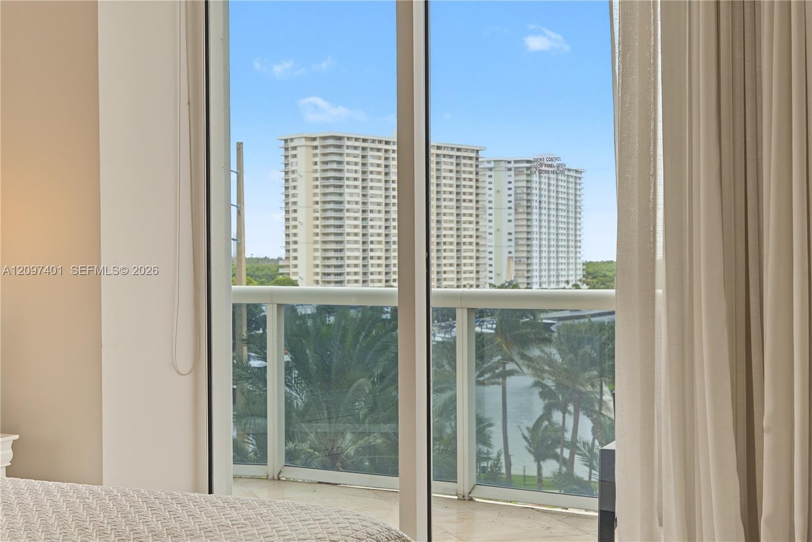 15901 Collins Avenue 405, Sunny Isles Beach, FL 33160 photo 22
