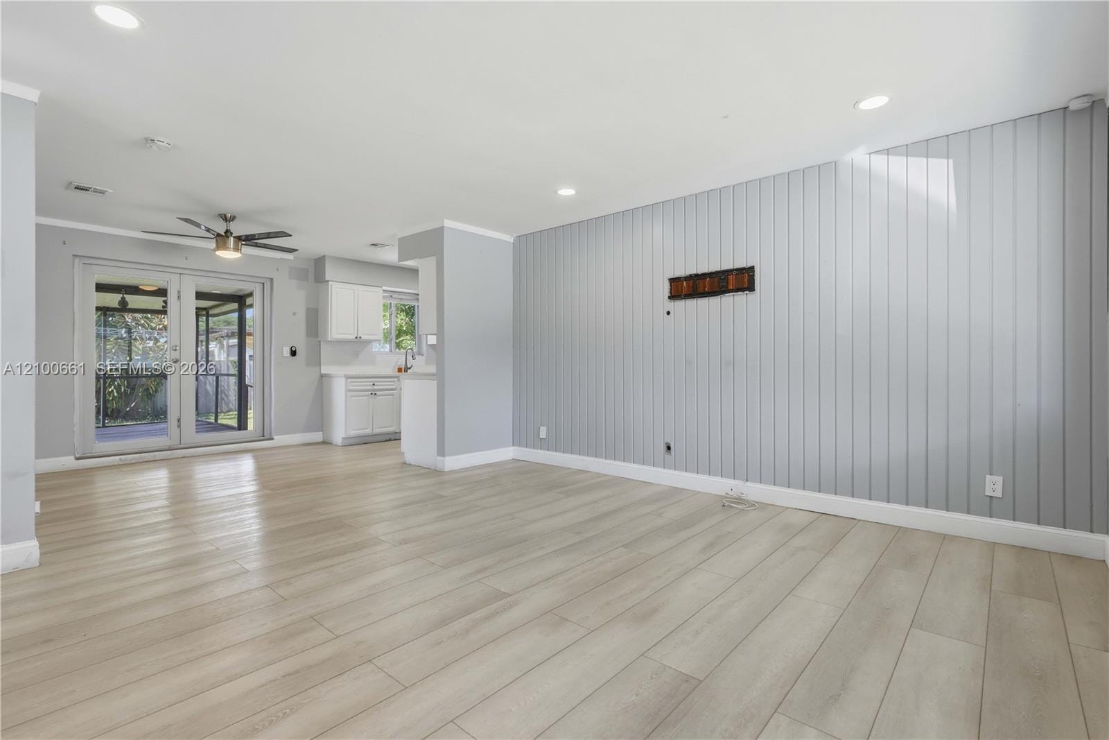 1324 N 24th Avenue — photo 3