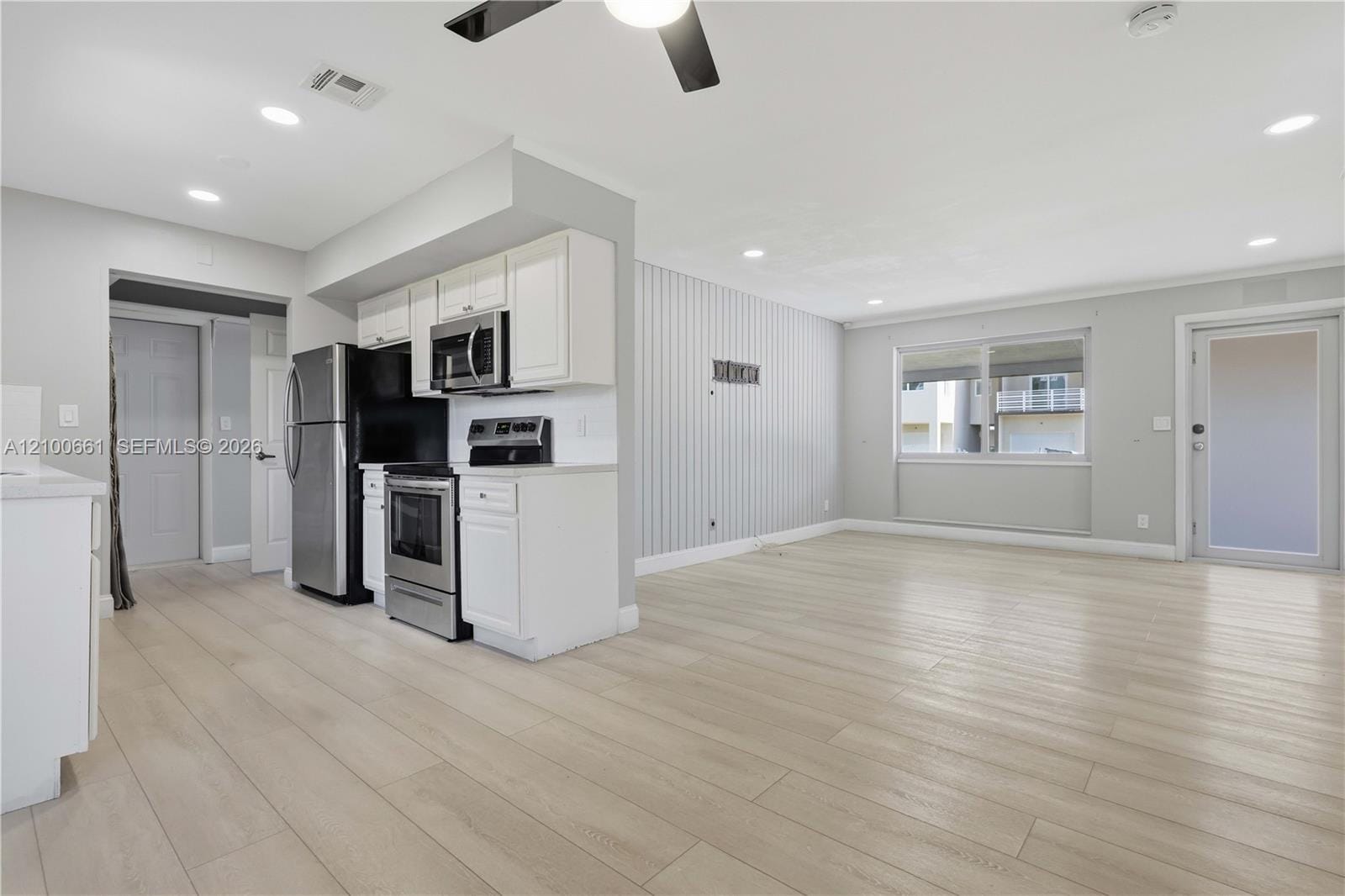 1324 N 24th Avenue — photo 9