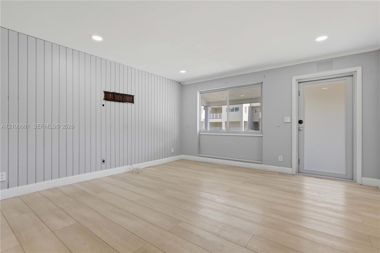 1324 N 24th Avenue — photo 10