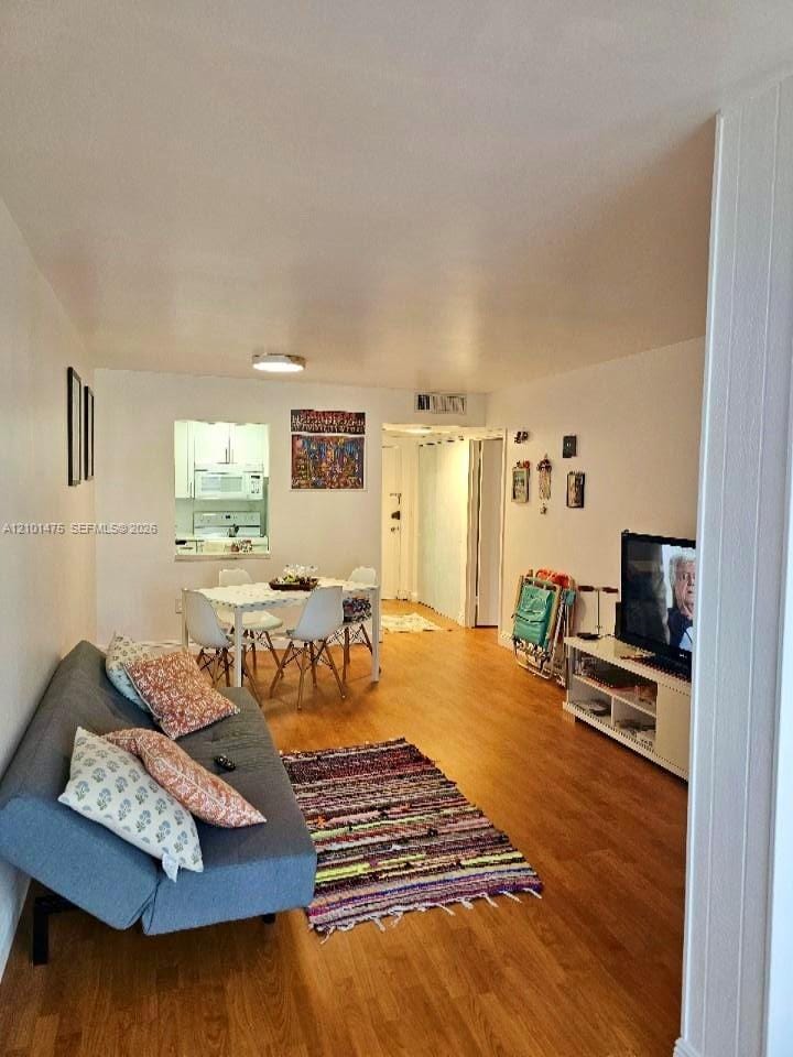 17560 Atlantic Boulevard 207 — photo 5