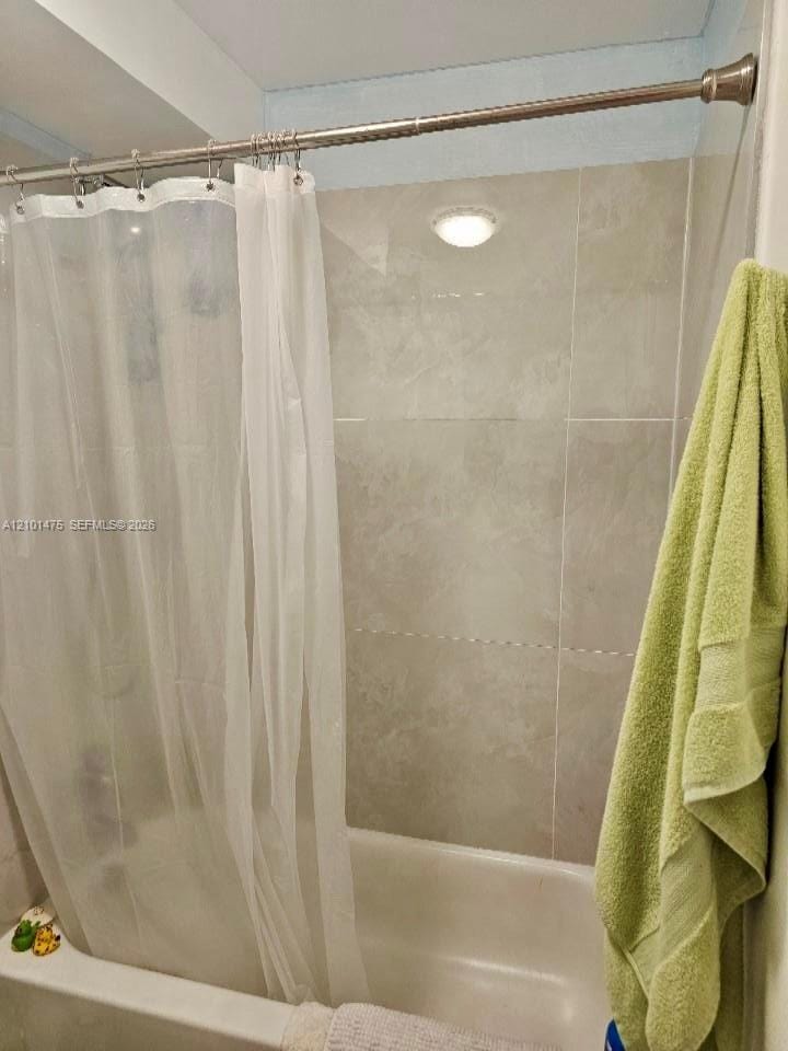 17560 Atlantic Boulevard 207 — photo 10