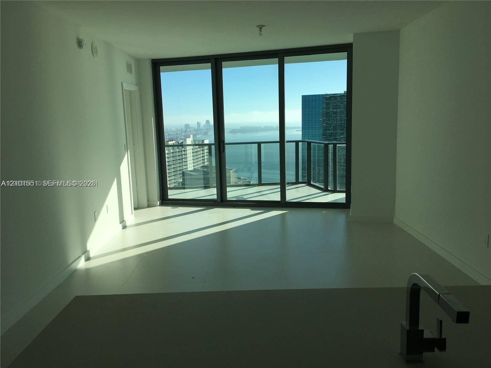 1300 S Miami Avenue 4003, Miami, FL 33130 photo 3