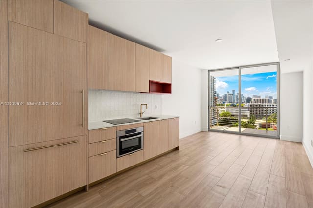 90 NE 32nd Street 1027, Miami, FL 33127