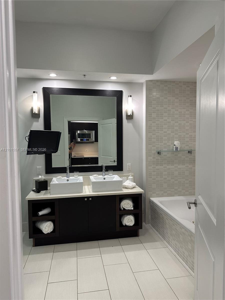 5300 NW 87th Avenue 1007 — photo 12