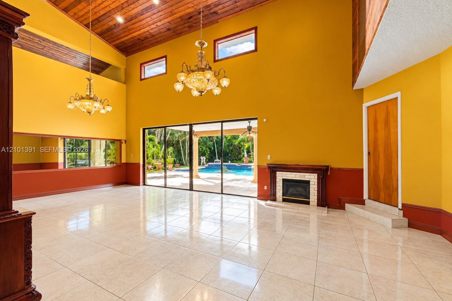 10010 NW 135th Street, Hialeah Gardens, FL 33018 photo 14