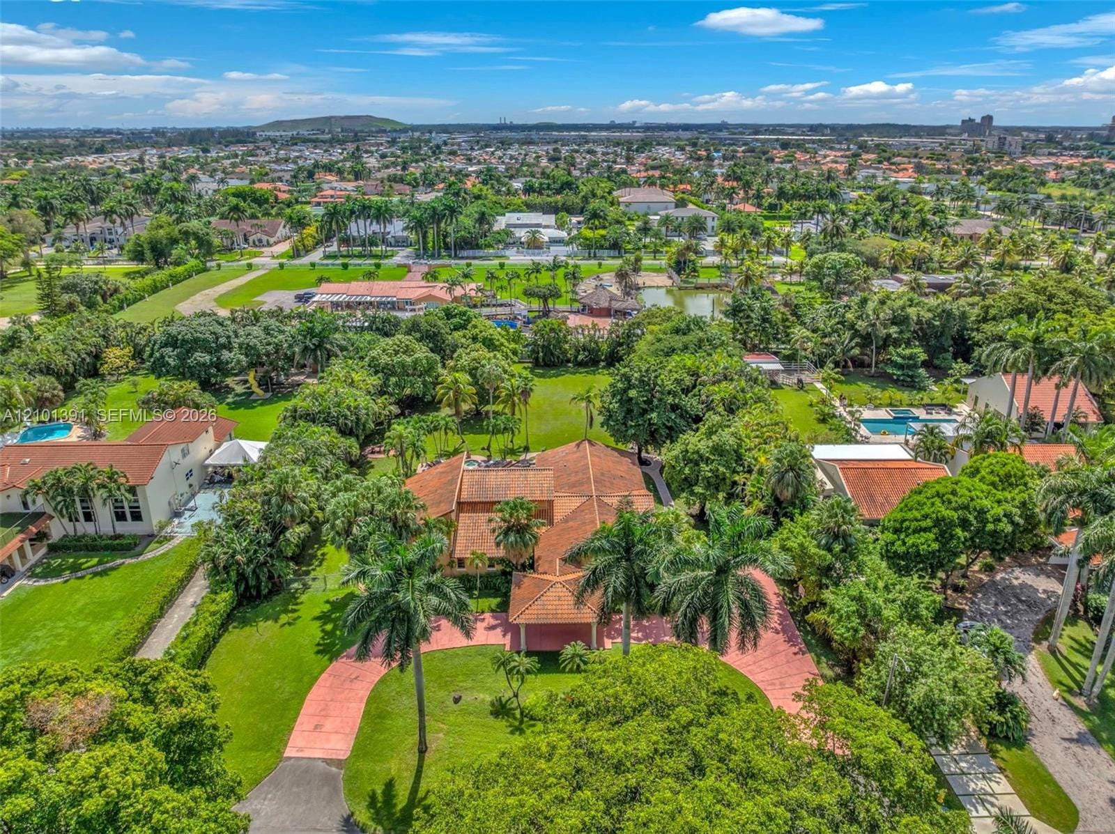 10010 NW 135th Street, Hialeah Gardens, FL 33018 photo 3