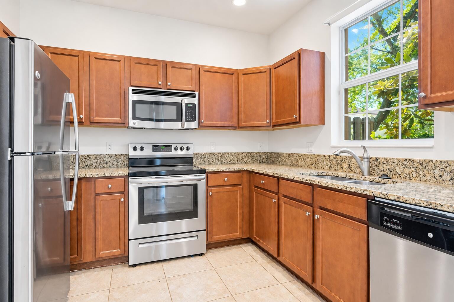 5089 Ellery Terrace — photo 9