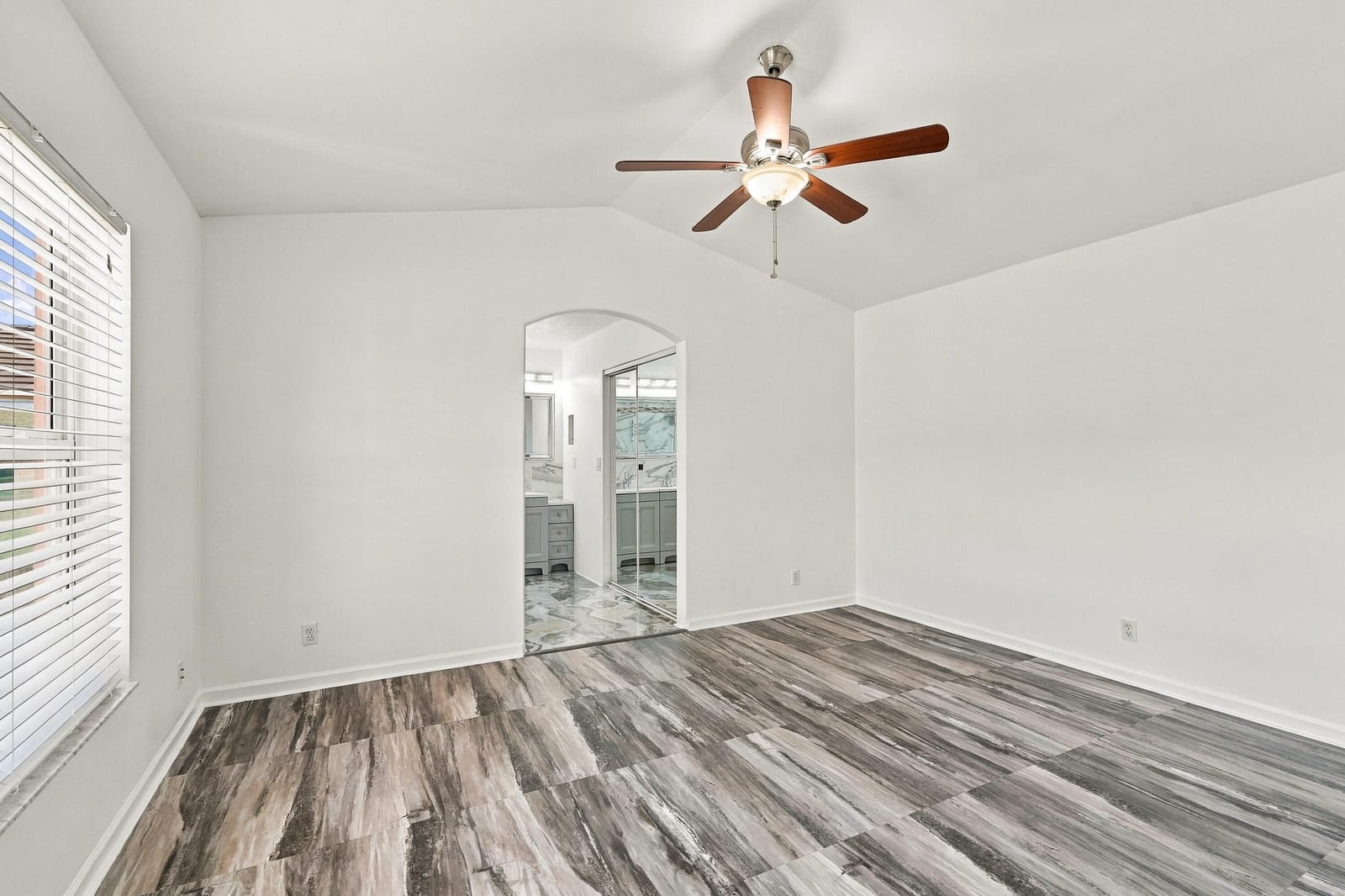 8064 Pelican Harbour Drive, Greenacres, FL 33467 photo 17