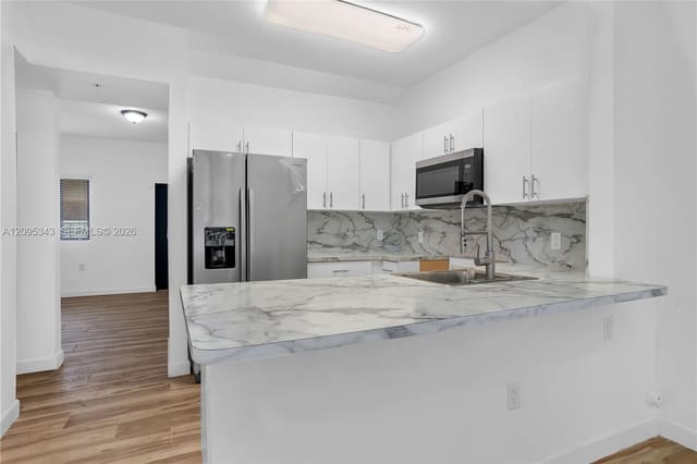 170 E 34th Street 101, Hialeah, FL 33013