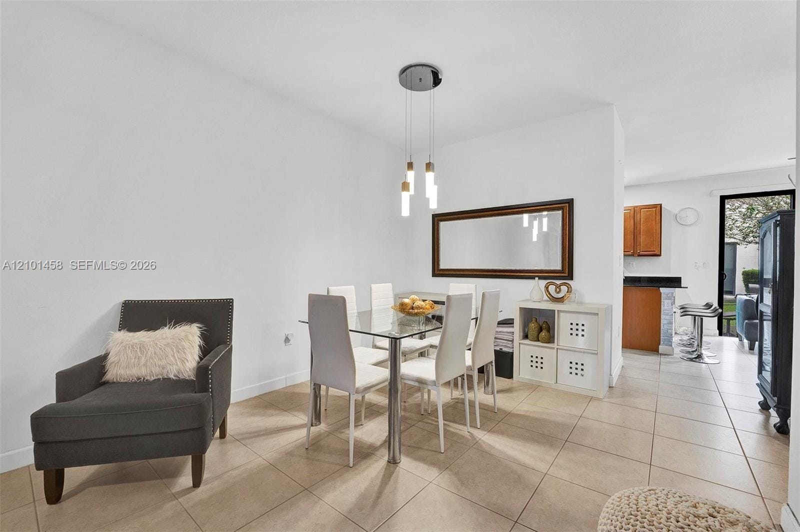 371 NE 194th Terrace, Miami, FL 33179 photo 2