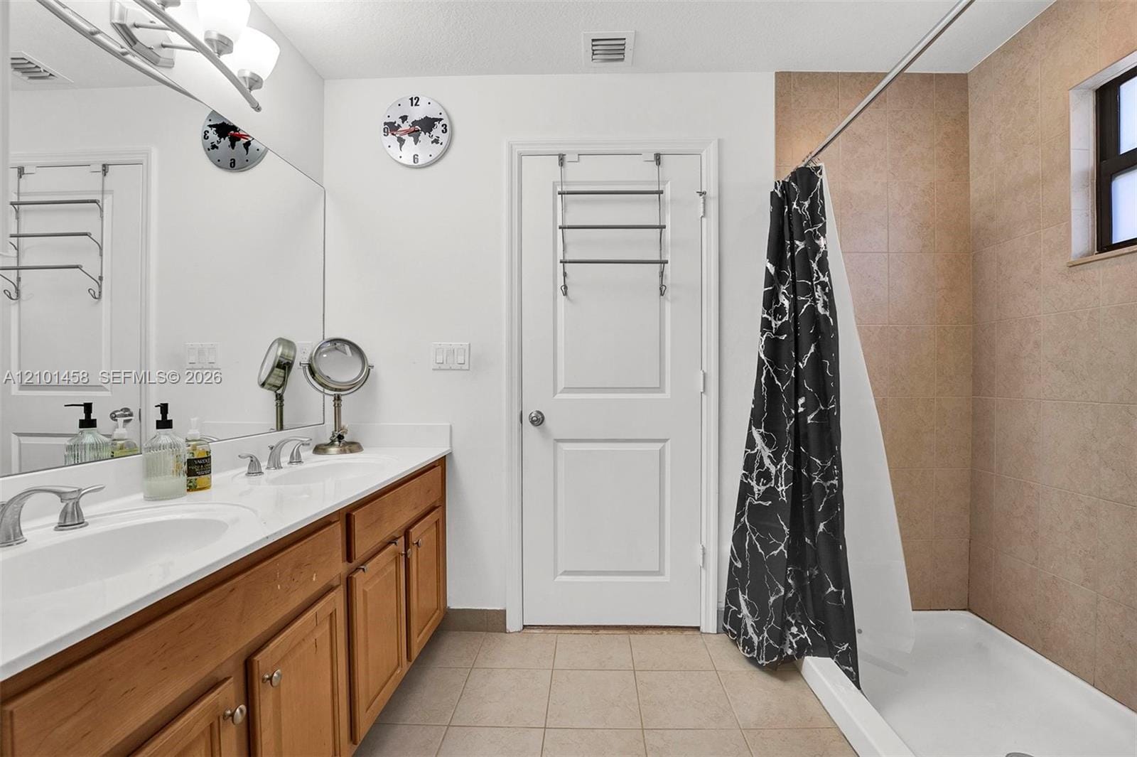 371 NE 194th Terrace, Miami, FL 33179 photo 20