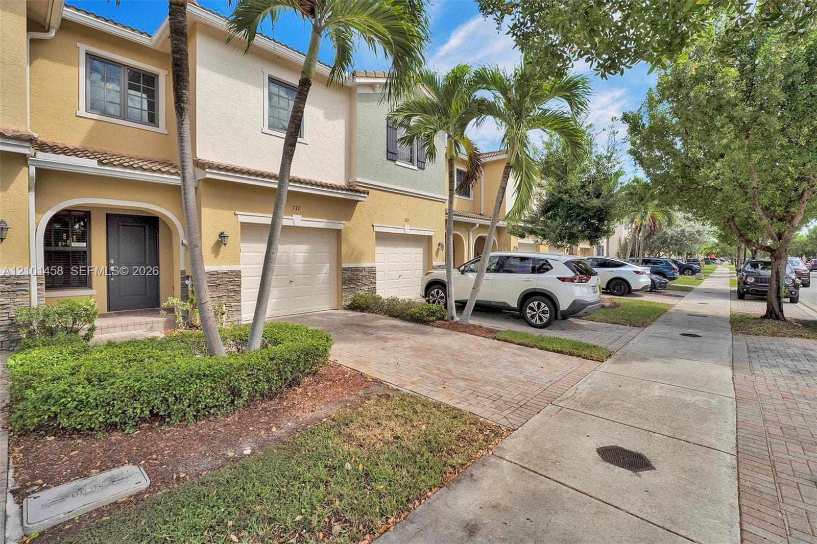 371 NE 194th Terrace, Miami, FL 33179 photo 6