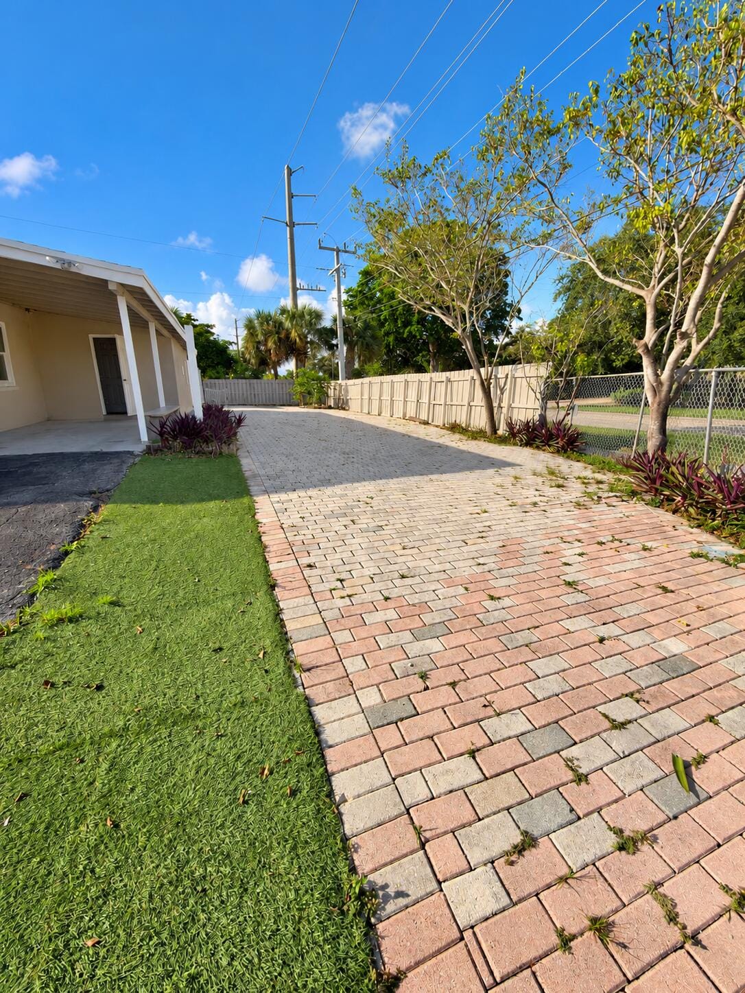 1500 NE 42ND Court, Pompano Beach, FL 33064 photo 2