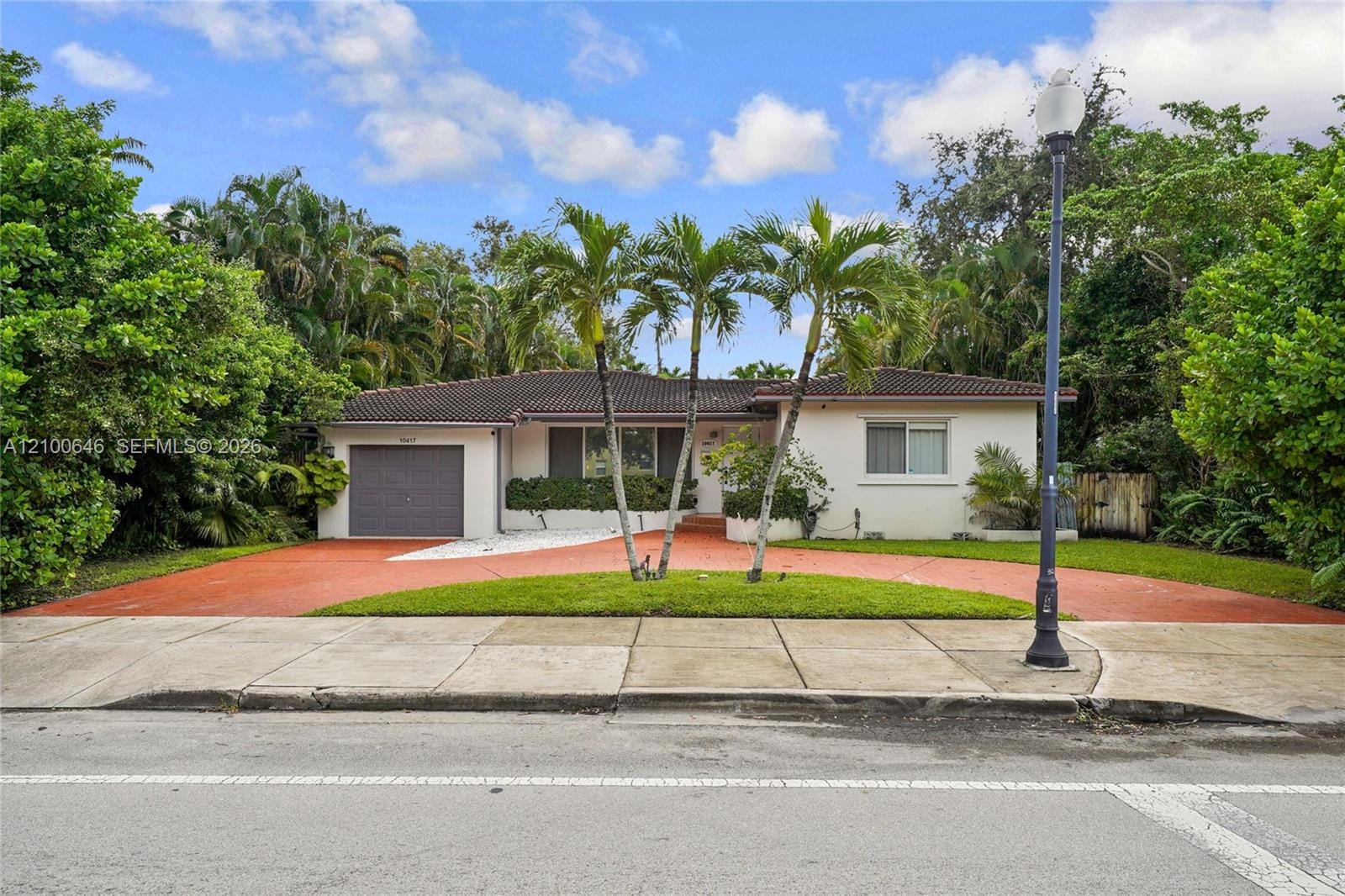 10417 NE 2nd Avenue, Miami Shores, FL 33138 photo 3