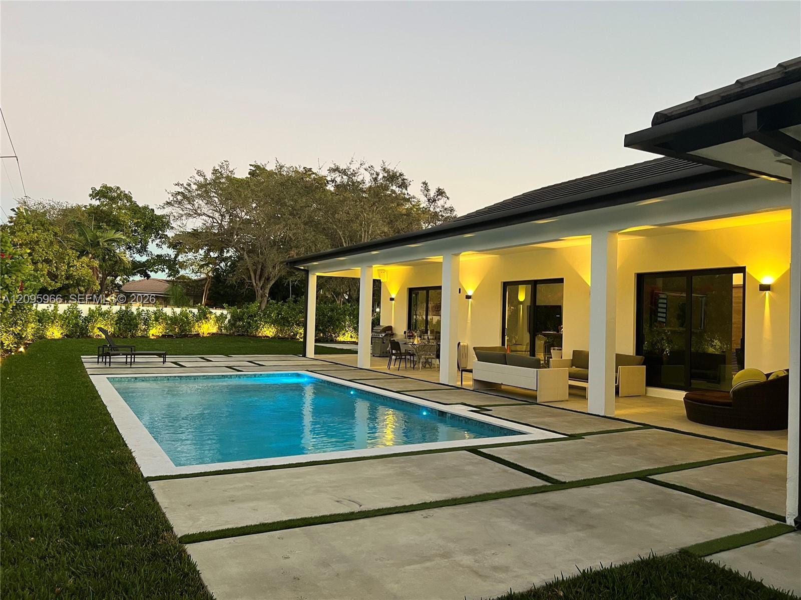 21498 Highland Lakes Boulevard, Miami, FL 33179 photo 25