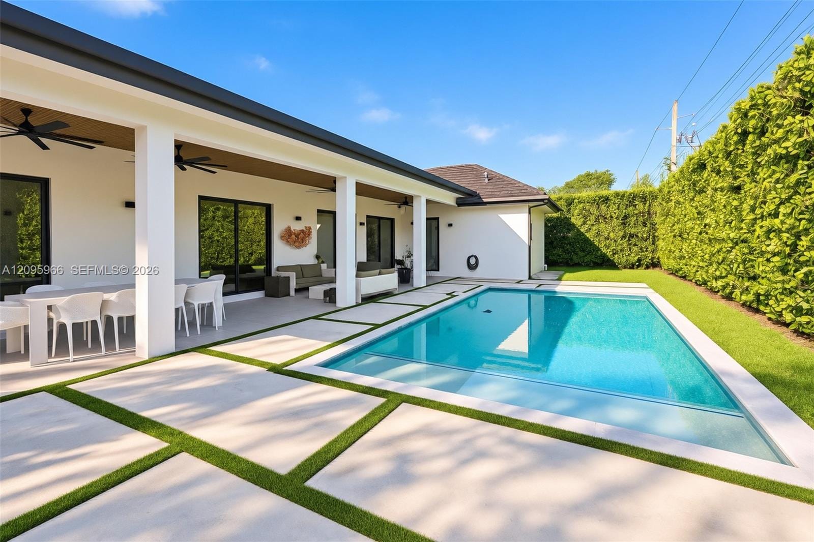 21498 Highland Lakes Boulevard, Miami, FL 33179 photo 27