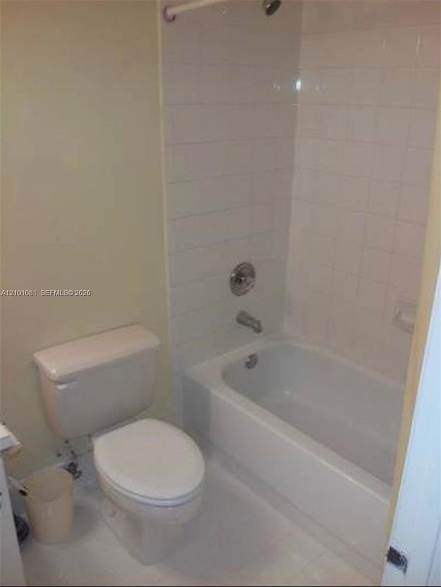 1154 NW 124th Avenue 2305, Miami, FL 33182 photo 12