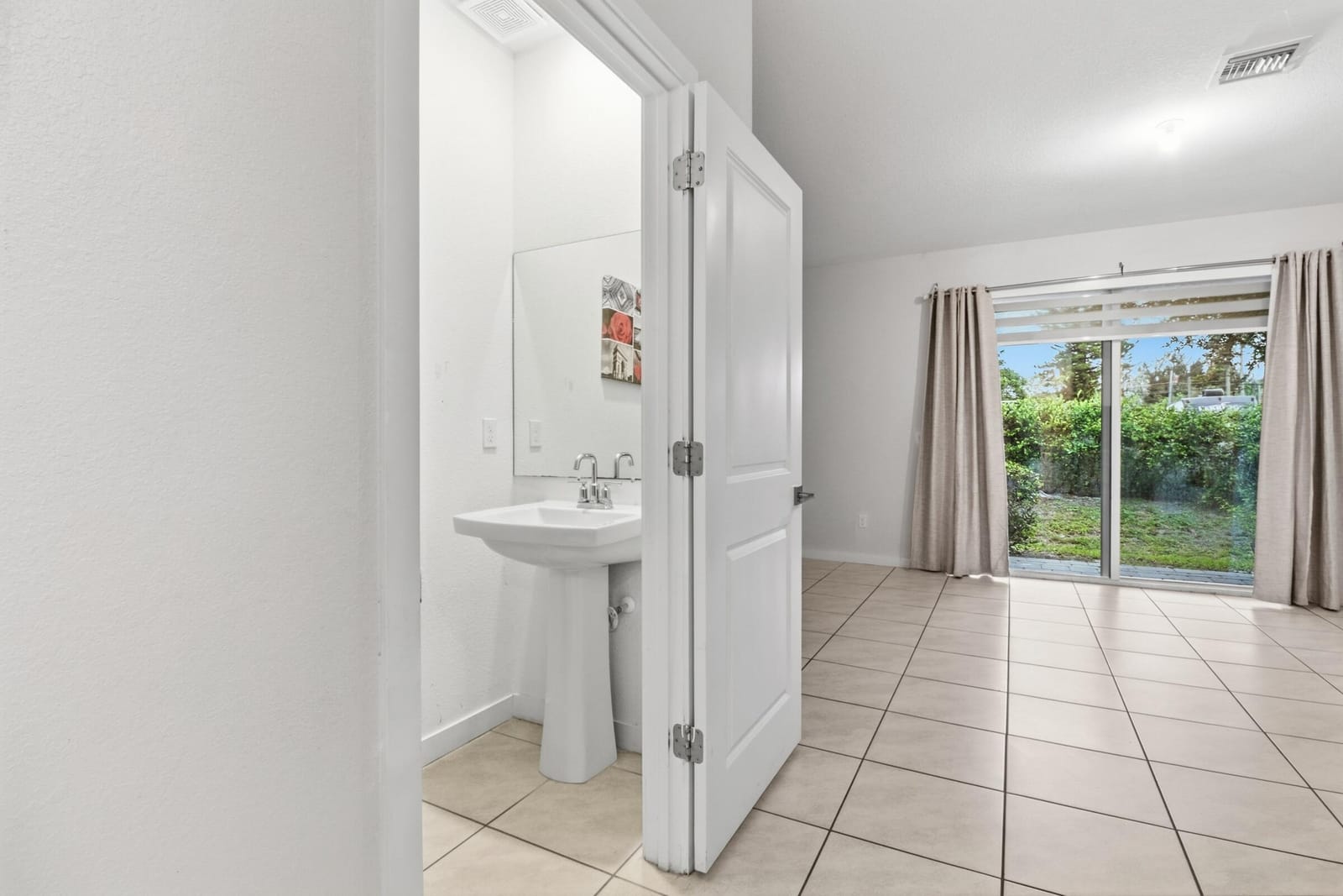 113 BANDOL Street — photo 7