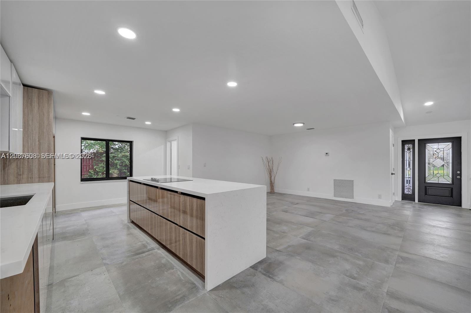 3352 Lakeview Boulevard — photo 4