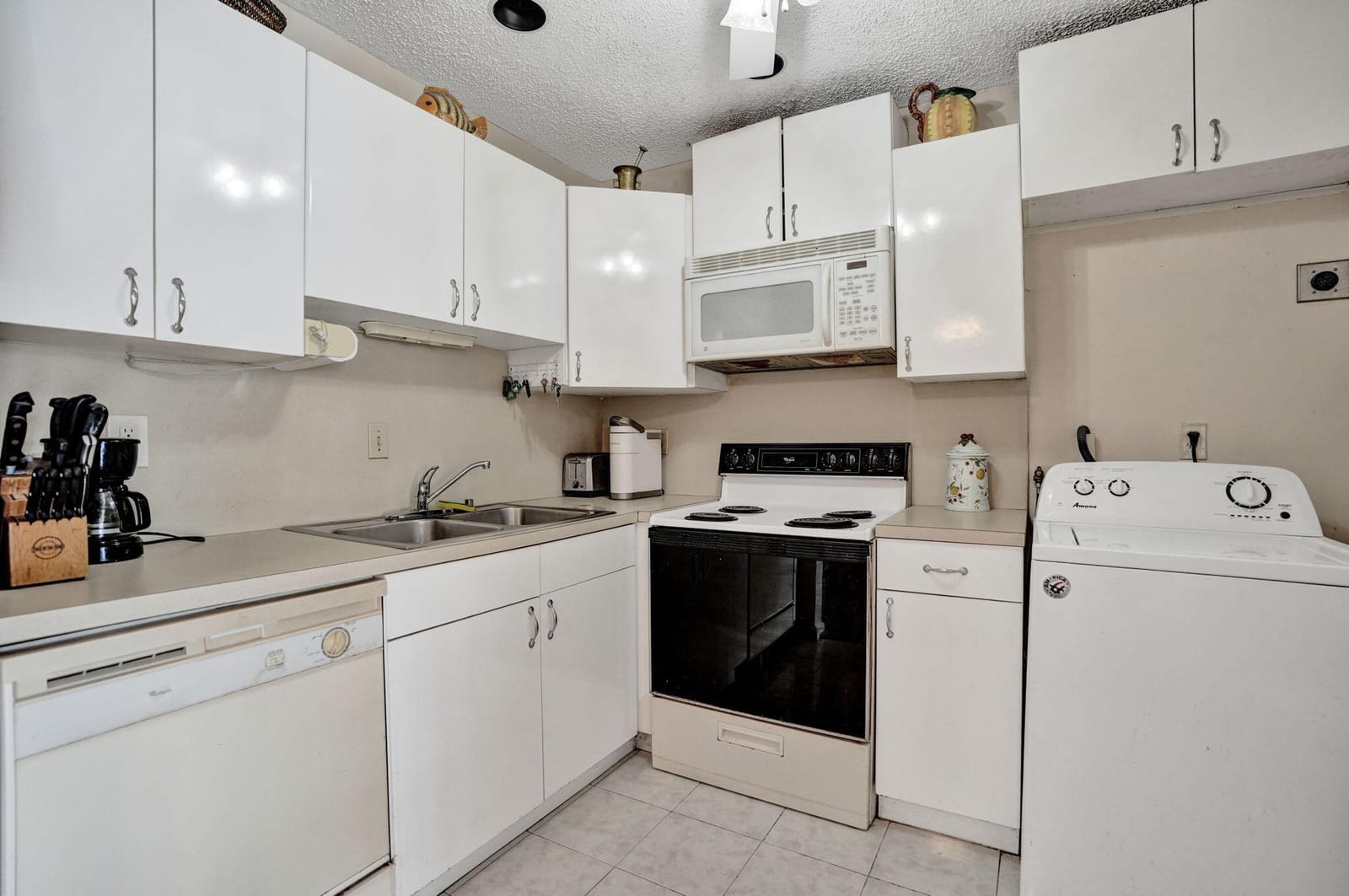 110 CYPRESS CLUB Drive 129, Pompano Beach, FL 33060 photo 24
