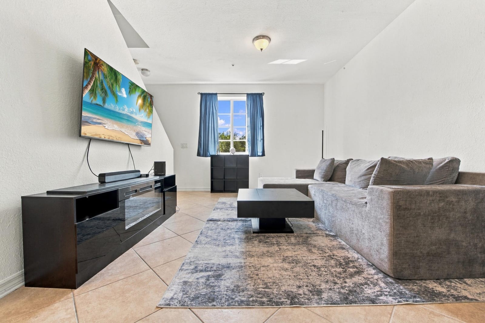 141 NW 2nd Avenue 7, Hallandale Beach, FL 33009 photo 14