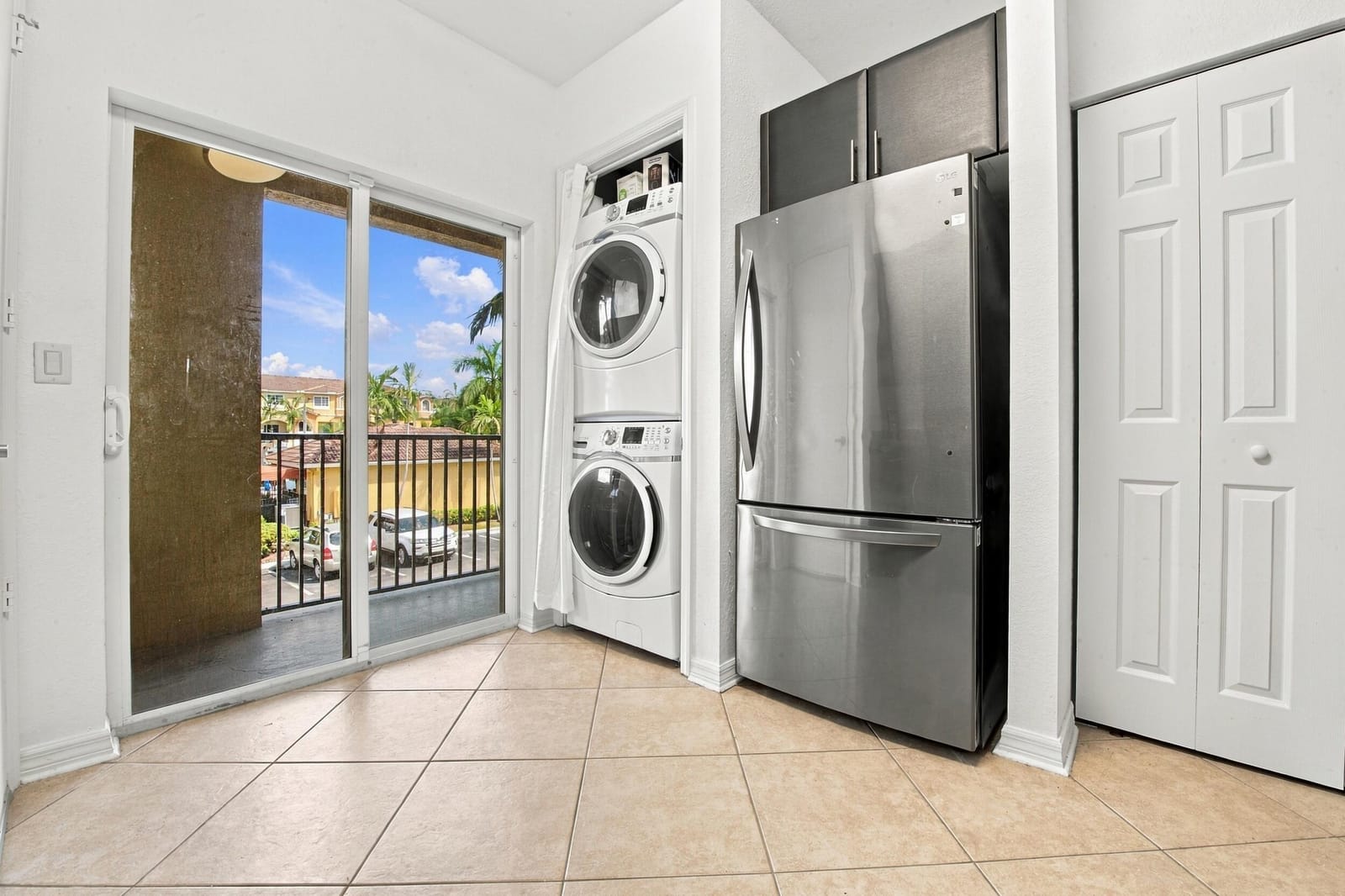 141 NW 2nd Avenue 7, Hallandale Beach, FL 33009 photo 22