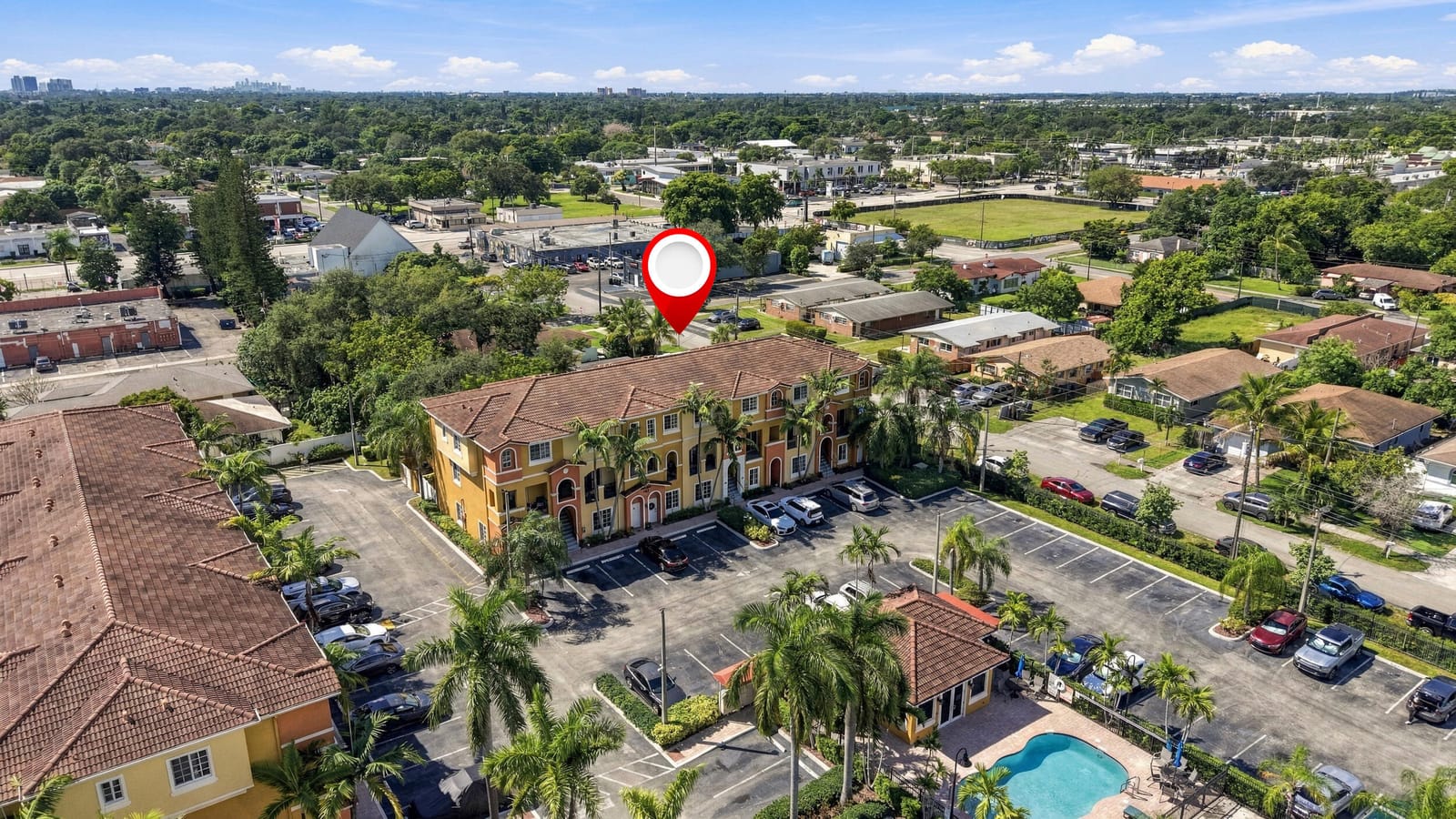 141 NW 2nd Avenue 7, Hallandale Beach, FL 33009 photo 4