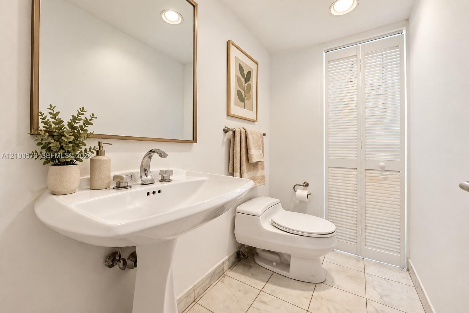 441 Valencia Avenue 801 — photo 9