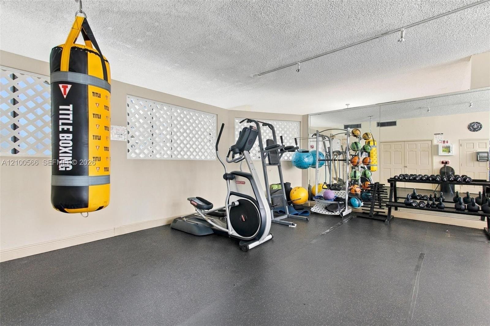 1000 Parkview Drive 627, Hallandale Beach, FL 33009 photo 22