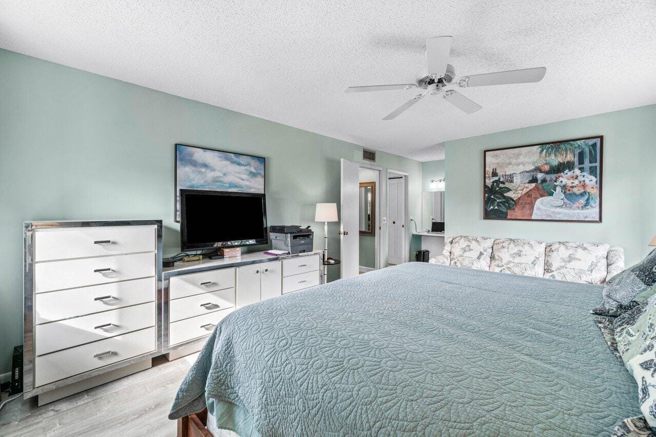 414 Pine Glen Lane D-2, Greenacres, FL 33463 photo 17