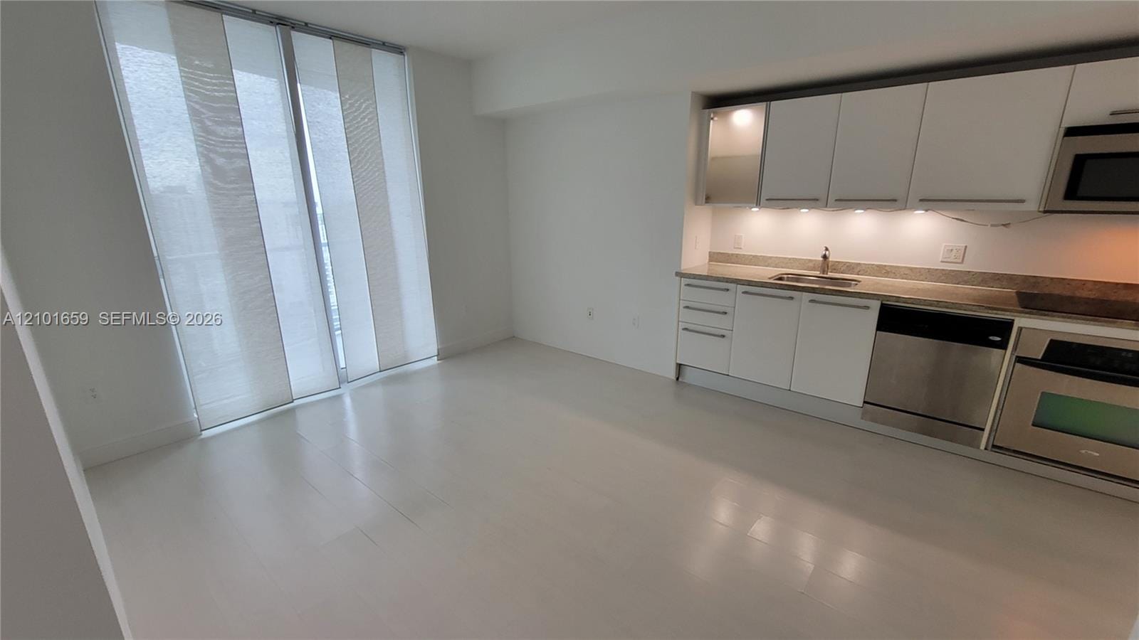 185 SW 7th Street 3006, Miami, FL 33130 photo 8