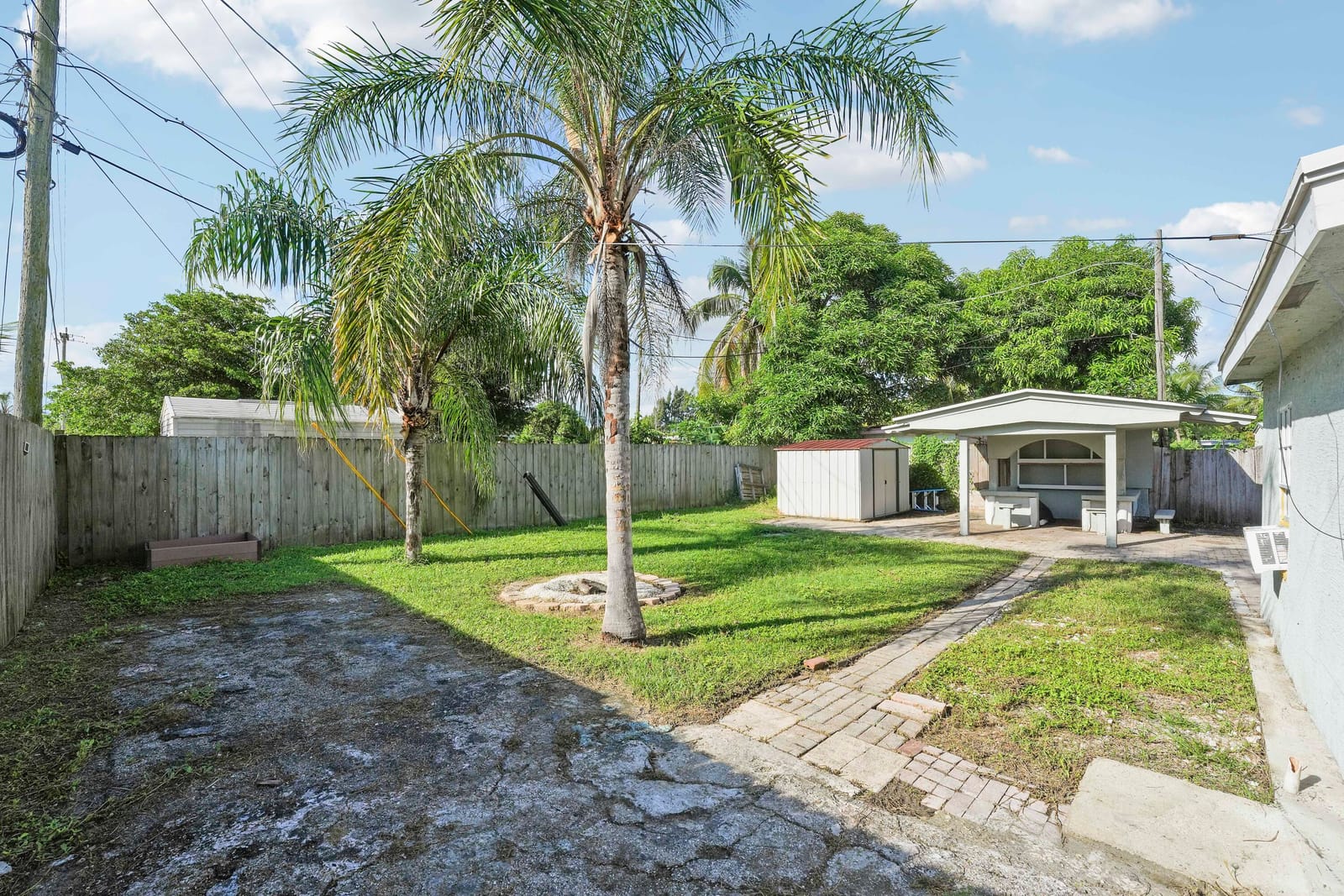 130 PLUM TREE Drive, Lake Worth, FL 33462 photo 22