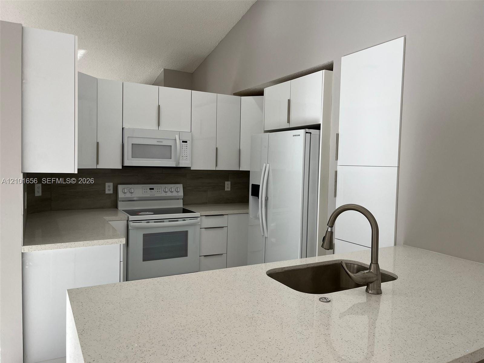 1542 Presidio Drive 1542, Weston, FL 33327 photo 5