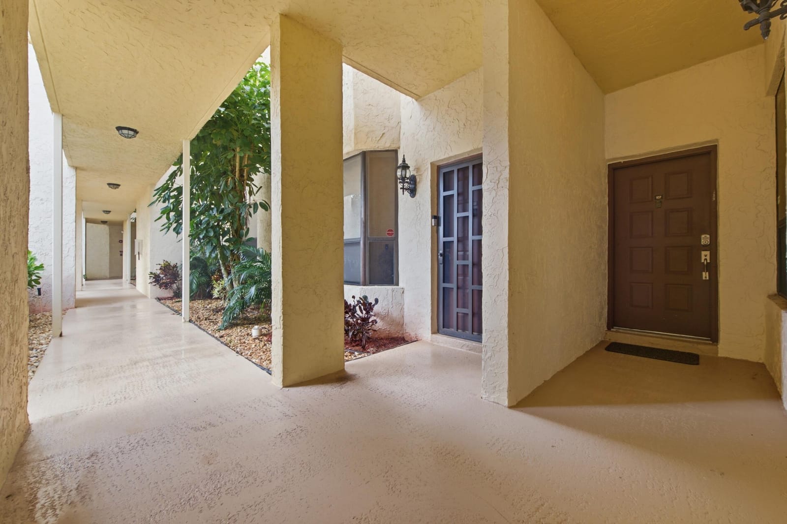 7508 La Paz Boulevard 107 — photo 2